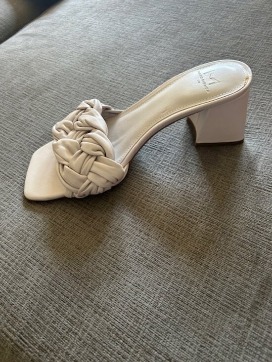 Marc Fisher Shoes - NEW! Marc Fisher Cerita Sandals - Pale Gray - Size 7